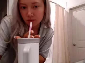 lilyyymonroee on Chaturbate 