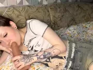 looking_me — Goal:  take off my jackete  ~ Hi! I'm Eva #new  #skinny #teen #shy #18 y.o. [0 tokens remaining]