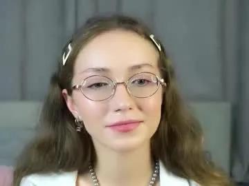 Private loriamarzinske on Chaturbate