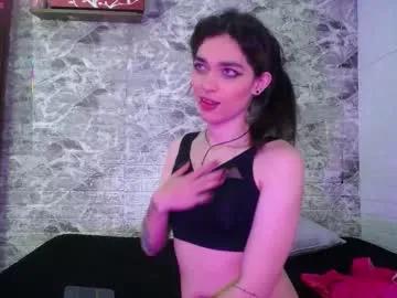 Freechat maevekuro on Chaturbate