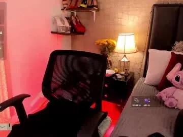 mariana_c on Chaturbate