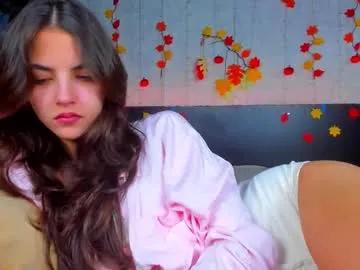 milana_crystal_ on Chaturbate