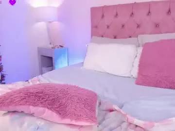 Freechat misshiller_gh on Chaturbate