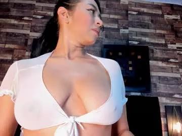 Freechat mochasins_ on Chaturbate