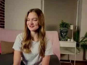 Freechat moirawenzinger on Chaturbate