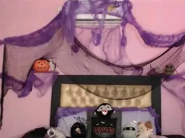 Freechat poison_pink on Chaturbate