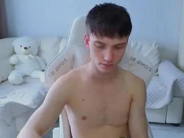 pupsenish on Chaturbate