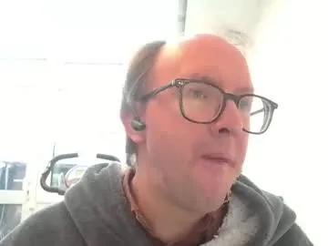 relaxnchat41 — Relaxnchat41's room - Dom top