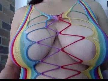 sariii1 on Chaturbate