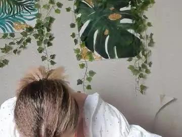 Freechat seductive_she_wolf on Chaturbate