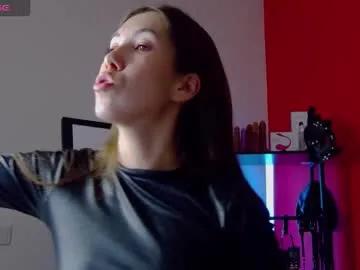 Freechat sellashine on Chaturbate