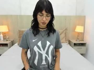 Freechat skinny_emily on Chaturbate