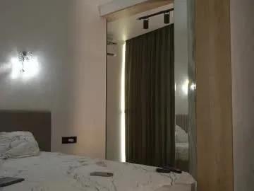 Freechat snow_is_falling on Chaturbate