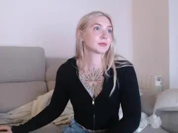 Freechat tattoobbgirl on Chaturbate