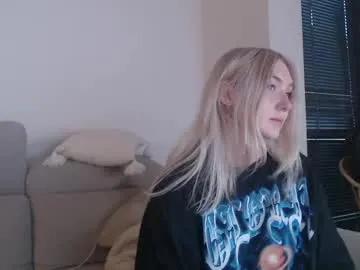 Freechat tattoobbgirl on Chaturbate