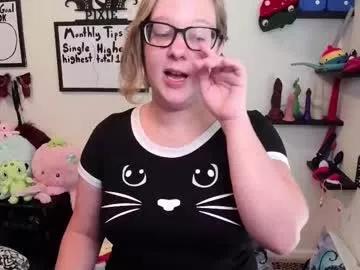 Freechat ten_tickle_pixie on Chaturbate