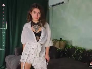 tinnymollys01 on Chaturbate