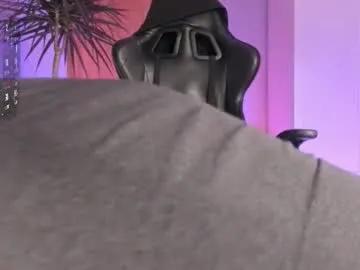 Freechat titioneloveee on Chaturbate