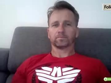 Freechat tomhardic on Chaturbate