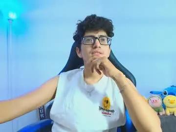 Freechat tylerwhiite_ on Chaturbate