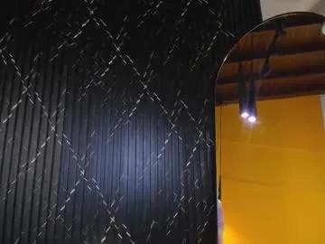 Freechat valentina_lux1 on Chaturbate