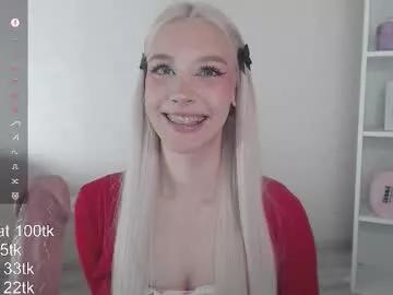 vickyfuckingdoll on Chaturbate