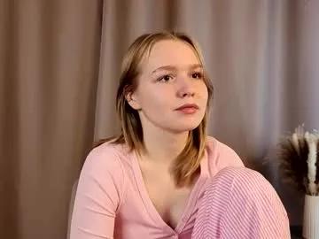 Freechat yangsperanza on Chaturbate