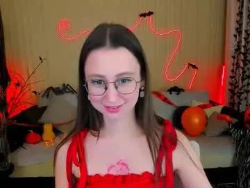 Group yourlovelystoryy on Chaturbate