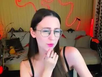 Group yourlovelystoryy on Chaturbate