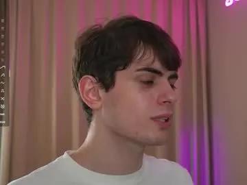 Freechat zest_kiss on Chaturbate