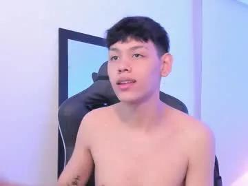 Freechat zeus_blaze on Chaturbate