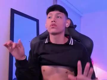 Freechat zeus_blaze on Chaturbate