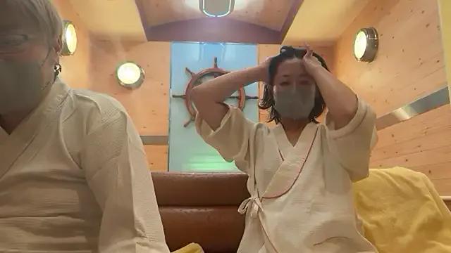 21yuri27 — Freechat on StripChat