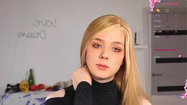 StripChat _yourFoxy_ is Freechat _yourFoxy_ — CUM SOON