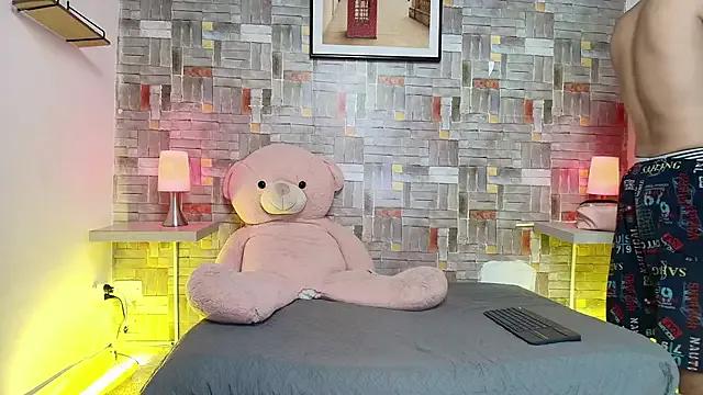 Freechat aaron_antonella_mds on StripChat