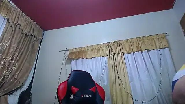 Freechat alina_maturehot on StripChat