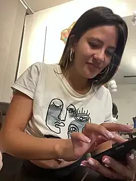 Freechat Andrea_19blonde on StripChat