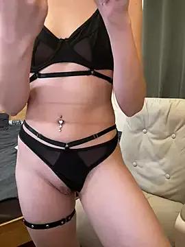 Freechat AnnyBelleX on StripChat