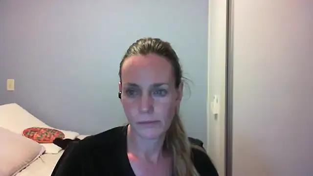 Freechat Annylove1 on StripChat