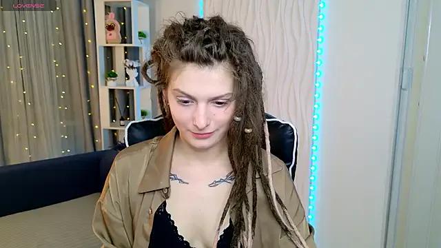 Freechat AnTikaMy on StripChat