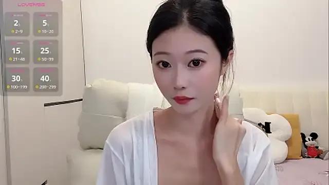 AyAy8888 on StripChat 