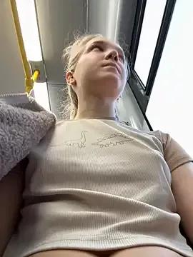 Freechat bambi_lu on StripChat