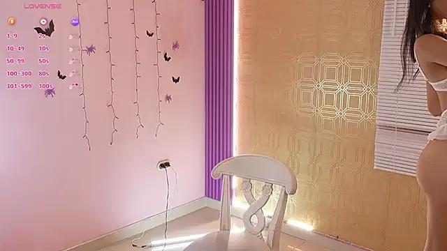 Freechat Bella19_ on StripChat