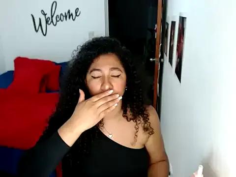 Freechat bellacrespalatina on StripChat