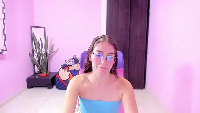 Freechat blondie_dirtysquirt on StripChat