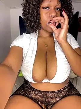 Freechat Boneca25 on StripChat