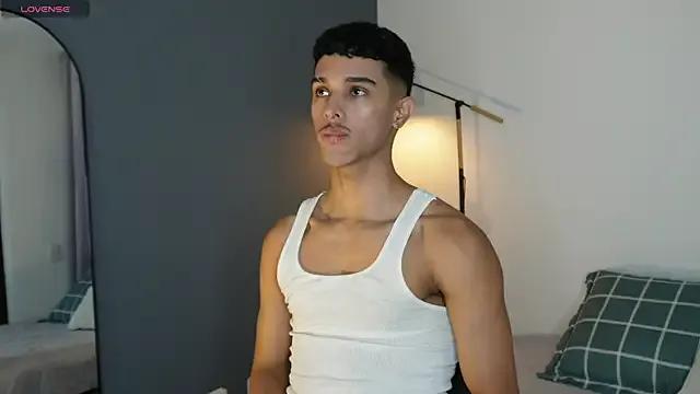 Freechat Busterspinter on StripChat