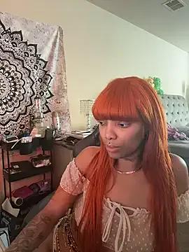 Freechat butterflybootyy on StripChat