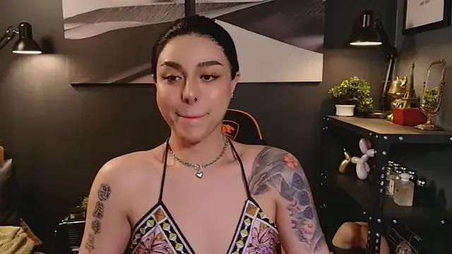 Freechat callmeLUNA on StripChat