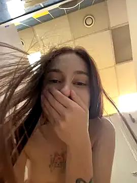 Group Cherry____Pie on StripChat